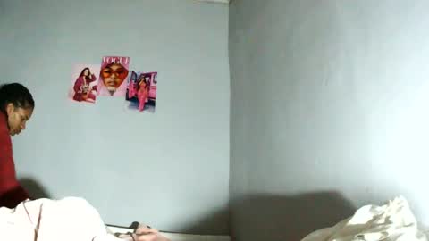 Snapshot of rayannae chatting on 07-11-26, 12:41 rayannae online show from 07-11-26, 12:41