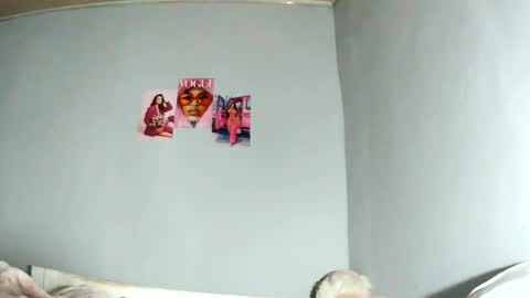 Snapshot of rayannae chatting on 07-16-26, 12:05 rayannae online show from 07-16-26, 12:05