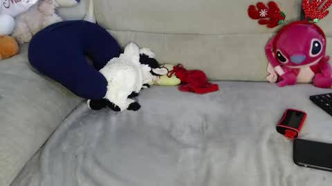 Ray  online show from 12-15-25, 06:12