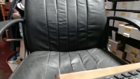 Snapshot of raysmith77777777 chatting on 06-06-26, 01:38 Ray online show from 06-06-26, 01:38
