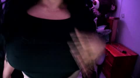 Snapshot of rayza_mature_ chatting on 05-07-26, 04:01 Danna online show from 05-07-26, 04:01