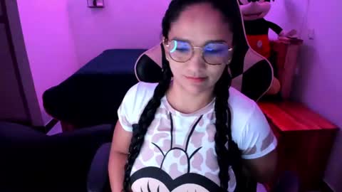 Snapshot of rayza_mature_ chatting on 07-03-26, 01:45 Danna online show from 07-03-26, 01:45