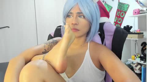 Snapshot of rea_winry chatting on 12-13-24, 04:54 Rea online show from 12-13-24, 04:54