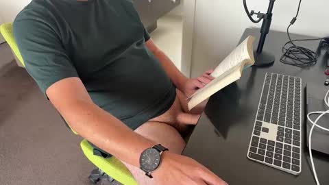 readwithjordanv online show from 03-04-26, 02:17