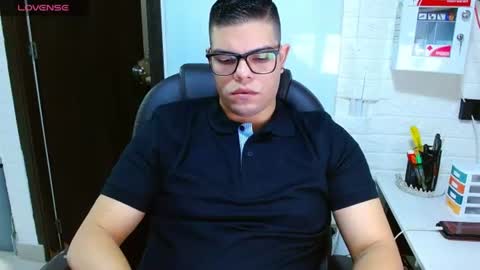 Snapshot of realjoel chatting on 06-25-26, 12:31 Joel online show from 06-25-26, 12:31