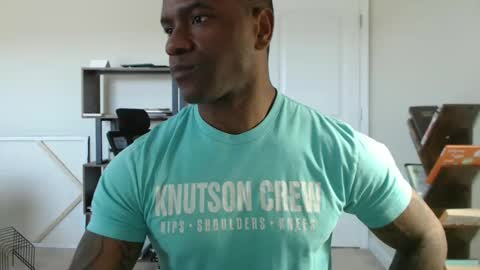 Rey online show from 10-03-25, 04:26