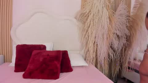 rebeca_taylor_ online show from 07-05-26, 07:37