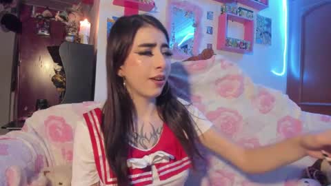 Rebecca online show from 04-11-26, 11:42