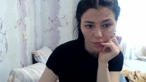 Snapshot of rebeka_08 chatting on 06-19-26, 10:30 Rebeka 08 online show from 06-19-26, 10:30