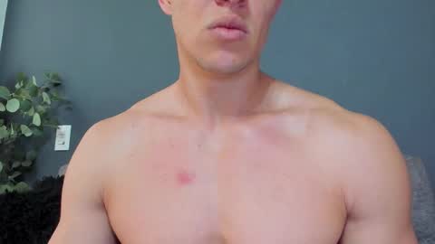 twitter REECET26 instagram RECCETAYLOR online show from 03-22-26, 03:59