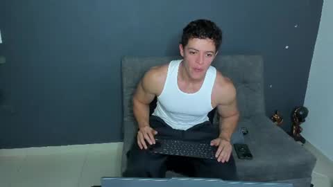 Snapshot of recce_taylor4 chatting on 07-06-26, 03:47 twitter REECET26 instagram RECCETAYLOR online show from 07-06-26, 03:47