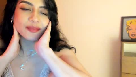 red_flower203 online show from 04-11-26, 08:35