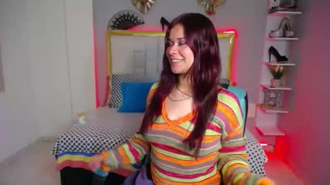 Lunaaaaa online show from 04-22-26, 08:17