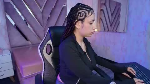 Snapshot of red_pandaa chatting on 07-10-26, 05:12 red_pandaa online show from 07-10-26, 05:12