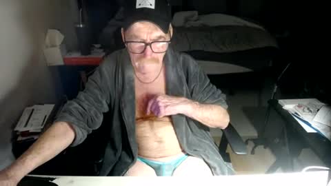Red online show from 06-17-26, 09:01
