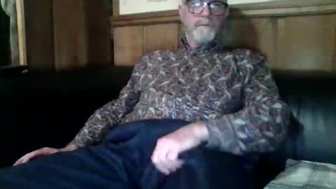 redfox60010 online show from 01-17-26, 07:02