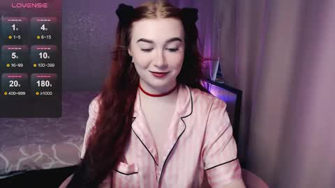 Lina online show from 05-15-26, 10:11