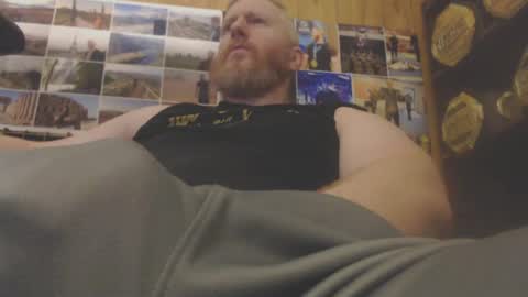 Snapshot of redhead4fun chatting on 07-10-26, 07:05 theredhead4fun online show from 07-10-26, 07:05