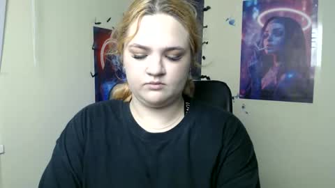 Rina online show from 06-06-26, 11:59