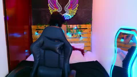Snapshot of redhotter_ chatting on 06-10-26, 07:46 Lili Lopez online show from 06-10-26, 07:46