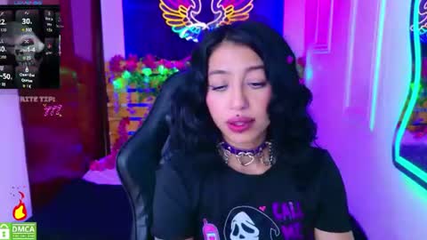 Snapshot of redhotter_ chatting on 07-13-26, 07:38 Lili Lopez online show from 07-13-26, 07:38