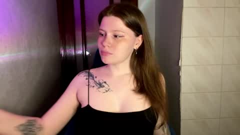 Snapshot of redkissx chatting on 03-25-26, 09:54 RedKissX online show from 03-25-26, 09:54