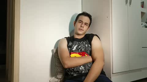 RedsoulReaver online show from 12-21-25, 04:52