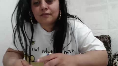 Snapshot of reeapassion chatting on 04-21-26, 07:06 Reea online show from 04-21-26, 07:06
