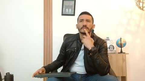   REIKO  online show from 09-30-25, 02:44