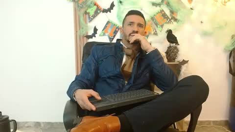   REIKO  online show from 10-18-25, 07:58