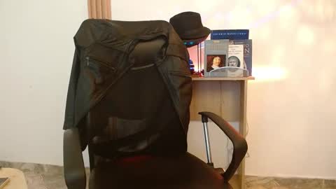   REIKO  online show from 11-17-25, 07:19