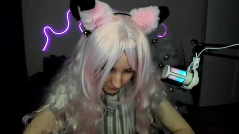 Snapshot of relax_ax chatting on 12-11-24, 06:52 Bridget online show from 12-11-24, 06:52