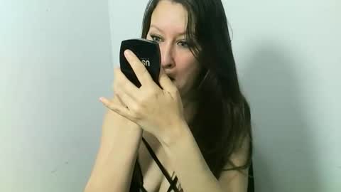 renata cheriee online show from 04-15-26, 10:33