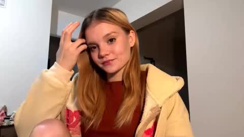 Snapshot of rendabecnel chatting on 02-03-26, 01:04 Tiffany online show from 02-03-26, 01:04