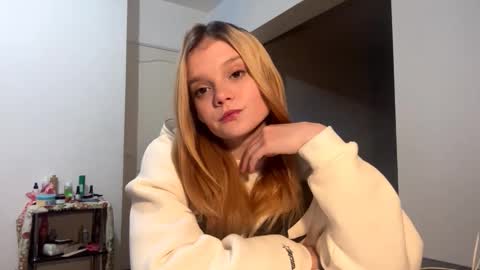 Snapshot of rendabecnel chatting on 02-06-26, 12:59 Tiffany online show from 02-06-26, 12:59