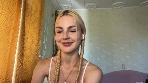Helga online show from 06-27-26, 12:22