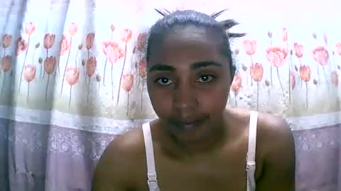 Snapshot of rephaleta chatting on 06-08-26, 11:32 Rephaleta online show from 06-08-26, 11:32