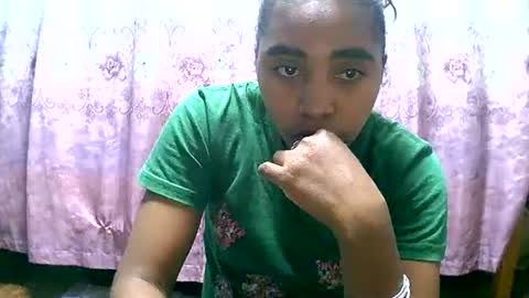 Snapshot of rephaleta chatting on 07-28-26, 11:17 Rephaleta online show from 07-28-26, 11:17