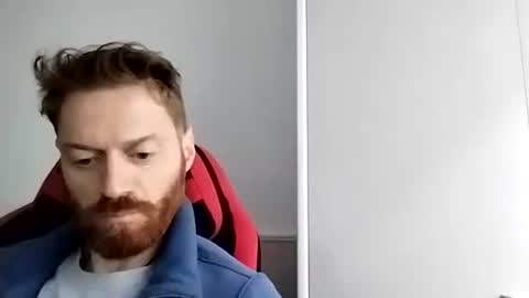 Snapshot of rerauld4 chatting on 12-26-24, 10:05 Raul online show from 12-26-24, 10:05