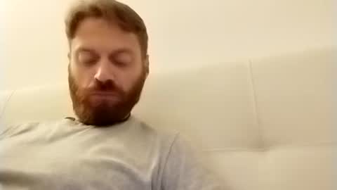 Snapshot of rerauld4 chatting on 01-01-25, 01:37 Raul online show from 01-01-25, 01:37