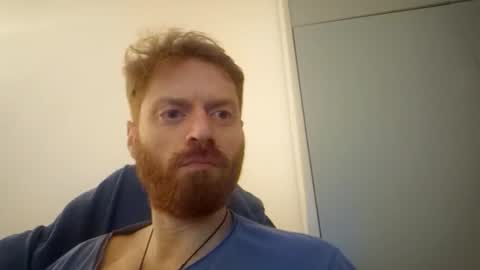 Snapshot of rerauld4 chatting on 03-03-25, 08:00 Raul online show from 03-03-25, 08:00