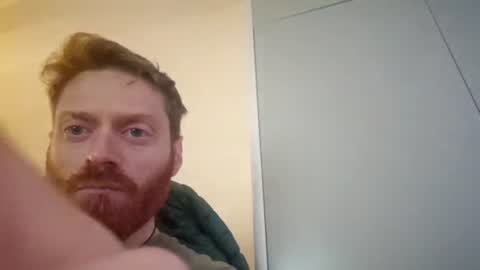 Snapshot of rerauld4 chatting on 03-09-25, 04:44 Raul online show from 03-09-25, 04:44