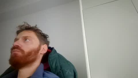 Snapshot of rerauld4 chatting on 03-12-25, 02:23 Raul online show from 03-12-25, 02:23