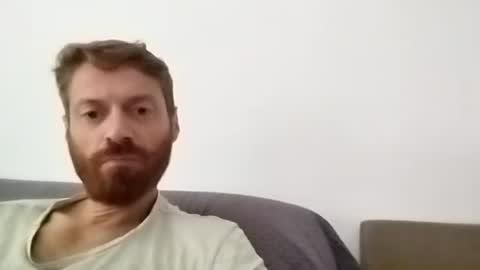 Snapshot of rerauld4 chatting on 09-14-25, 10:14 Raul online show from 09-14-25, 10:14