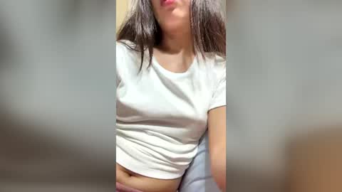 Snapshot of ressibebegirl22 chatting on 06-14-26, 12:40 ressibebegirl22 online show from 06-14-26, 12:40