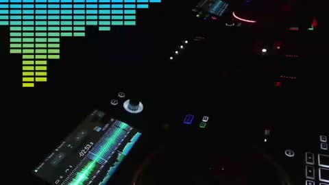 Snapshot of reticuli chatting on 07-22-26, 02:14 GearPorn online show from 07-22-26, 02:14