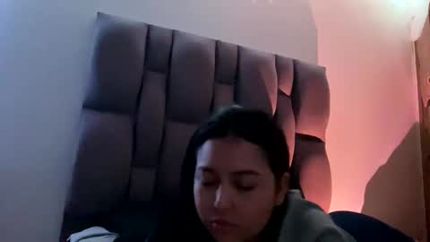 Rexa y blade  online show from 09-15-25, 03:50