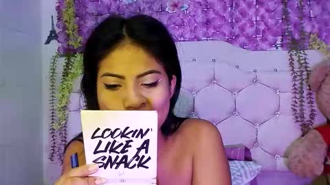 Snapshot of rey26_mila_ chatting on 04-01-26, 10:49 rey26_mila_ online show from 04-01-26, 10:49