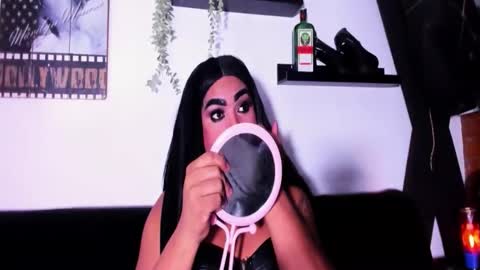 ROBERTA online show from 05-18-26, 03:57