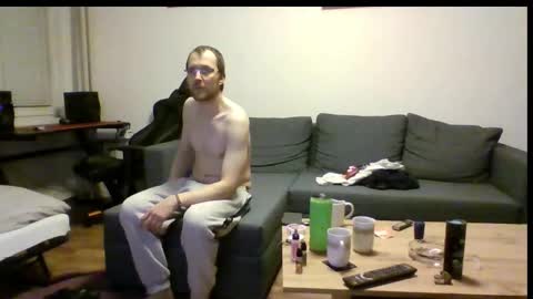 Snapshot of ricciardio chatting on 02-01-26, 10:30 ricciardio online show from 02-01-26, 10:30